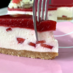Achillée millefeuille : l’Herbe qui Peut Sauver la Situation