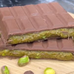 Délicieux Gâteau aux Pommes et Raisins