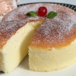 Gâteau Bonheur au Chocolat et aux Cerises : un dessert moelleux, riche en goût et simple à réaliser