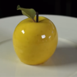 Glaçage miroir ultra brillant sans glucose ni lait concentré : la méthode simple et efficace